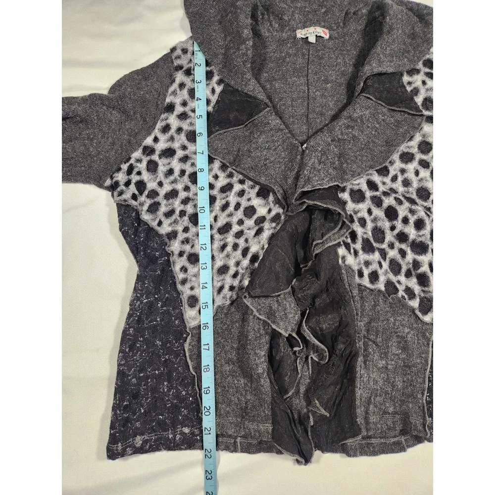 Hugging Kisses Black Mixed Media Leopard Print Ruffled Button Cardigan Size XL‎
